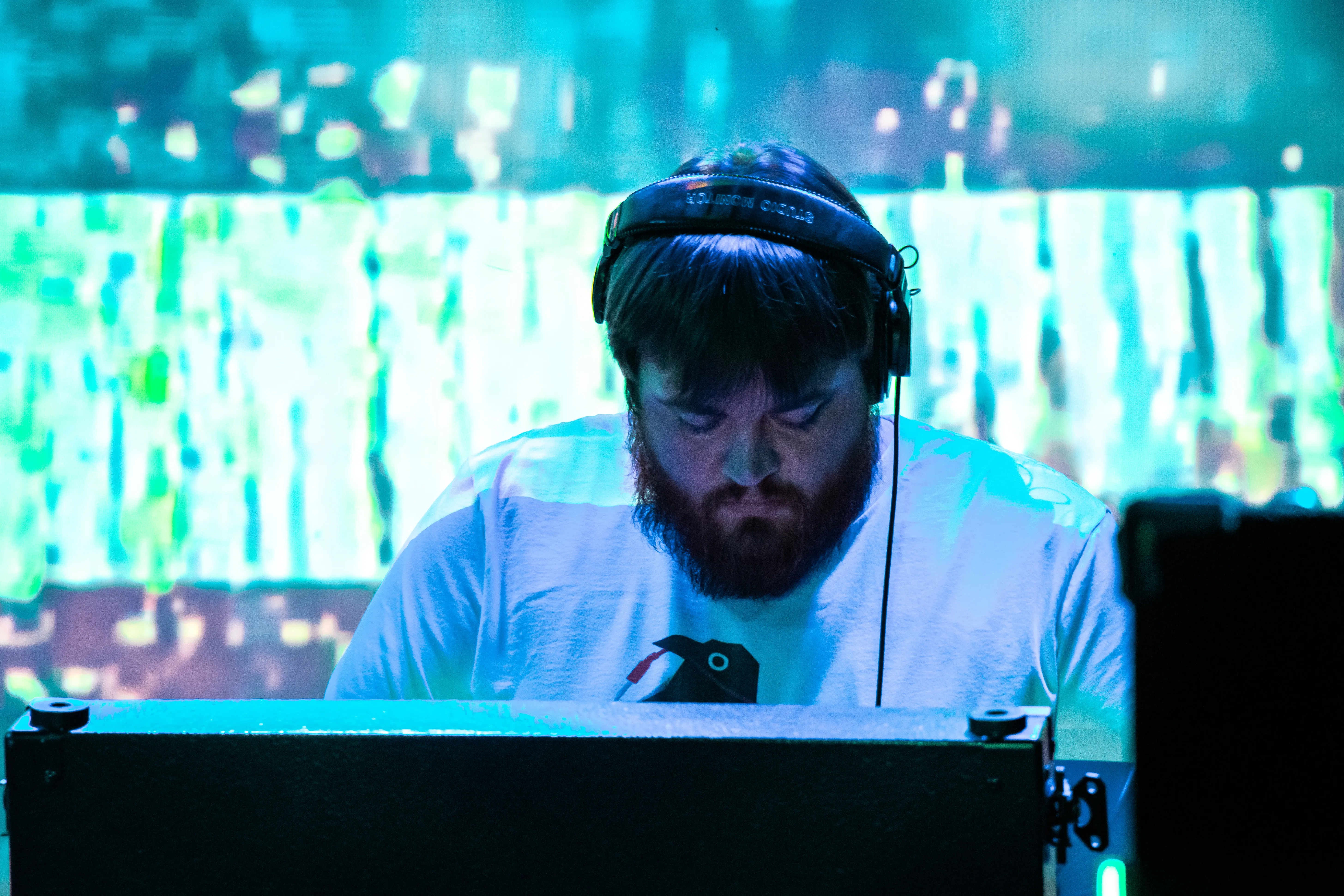 Image of live synth performances